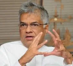 හෙට අනිද්දාට තවත් රුපියල් කෝටි ලක්ෂ තුනක ණයක් ගෙවන්න වෙලා