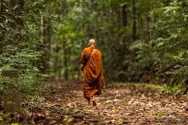 ශරීරයේ පොළොං විෂ දුවද්දී පැය දෙකක් දම් දෙසූ මාහිමි