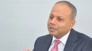 ගිංතොට සංසුන් - ජාතිවාදීන්ට රතු නිවේදන