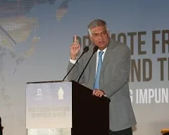 මාධ්‍ය ප්‍රධානීන් රකින්නේ මාධ්‍ය නිදහස ද?රාජපක්ෂ රෙජීමය ද?