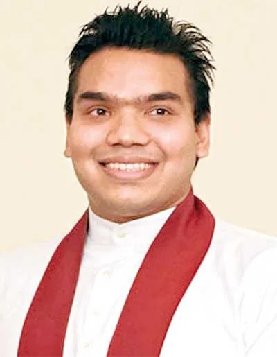 ඉන්දියාව අන්දන්න චීනයෙන් මහින්දට උපදෙස්..?