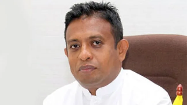 ශ්රීලනිප අර්බුදය එංගලන්තයත් උණුසුම් කරයි..?