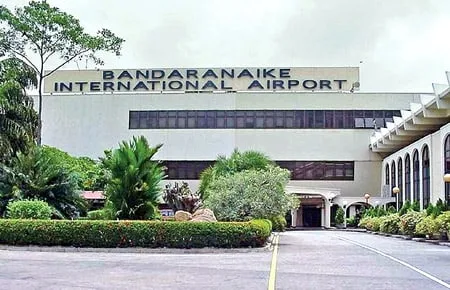 ලක්ෂ 53ක් වටිනා හෂිස් තොගයක් සමග ඉතාලි ජාතිකයෙක් කොටුවෙයි