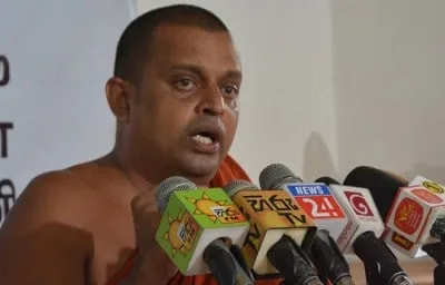 රංජිත් මද්දුමබණ්ඩාරත් අගමැති සිහිනයෙන් මිදෙයි..!
