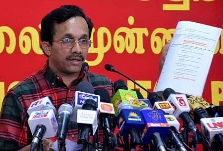 අගමැති සිංගප්පූරු ගියේ අර්ජුන් මහේන්ද්‍රන්ට එන්න කියන්න ද..?