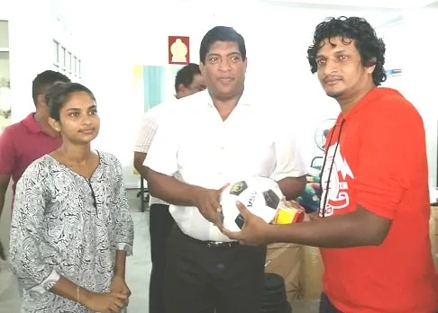 රටට අවශ්‍ය සුද්දන්ගේ න්‍යාය පත්‍රයට නටන අය නොවේ