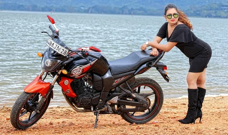 නිරූපණ ශිල්පිනී ශානිකා නෙලුම්ගේ අලුත්ම රූප පෙළ..!