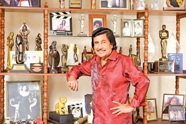 සිංහල සිනමාවේ “මාස්ටර් බ්ලාස්ටර්” රෝයි ද සිල්වා..!