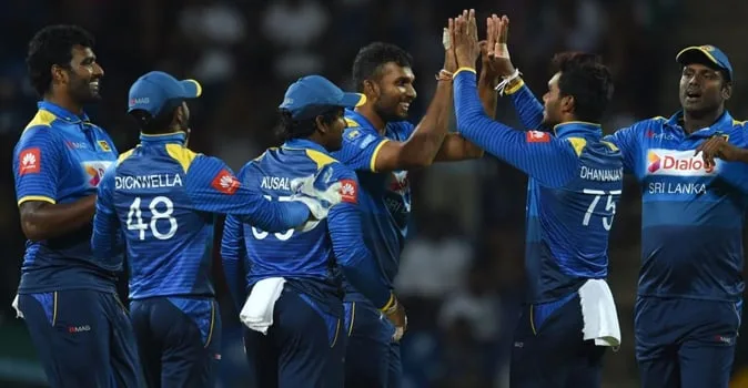 දකුණු අප්රිකාව පරදවා ශ්රී ලංකාව විශිෂ්ඨ ජයක් ලබා ගනී..!
