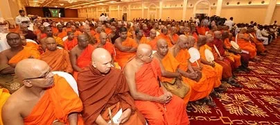 “අධ්‍යාත්මික දියුණුව සලසන විහාරස්ථාන දිවි හිමියෙන් රකිනවා”