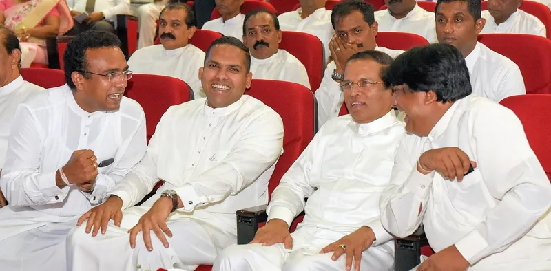 ජනපතිගේ මේ සූදානම හතර වරම් ගැහිල්ලකට ද..?