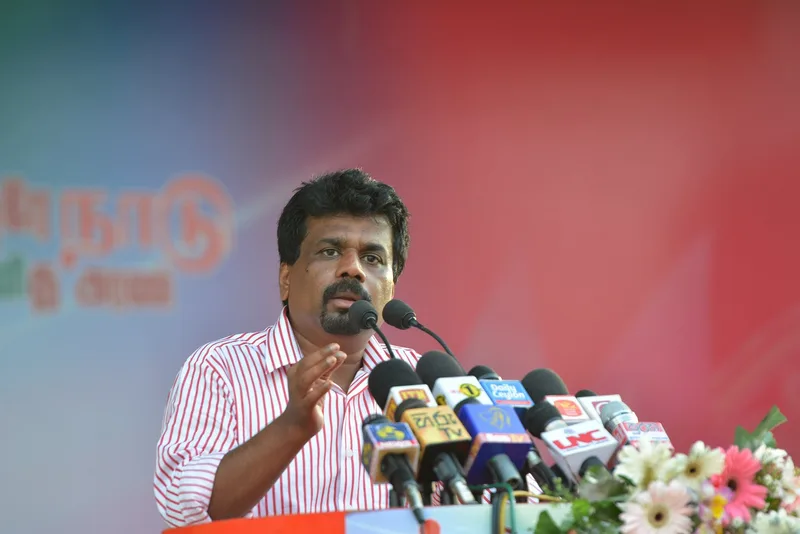 ජාතික සමගියේ දේශපාලන සටනට සියල්ලන් පෙරට ආ යුතුයි..!