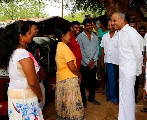 එජාපය සමාගමක් වෙයි-ප්රධාන විධායක සාගල රත්නායක..?
