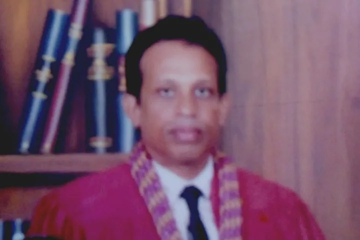 හිස තෙල් ගෑම අවුරුදු සිරිත ...