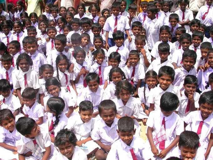 සියලු පාසල් සිකුරාදා නිවාඩු