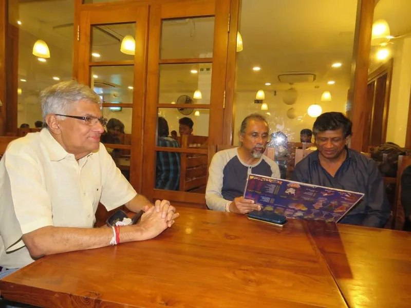 සමන් අතාවුදගේ “රියෝ” අයිස් ක්‍රීම් සැණකෙළියෙන් අගමැති අපහසුතාවයට පත් වෙයි..!