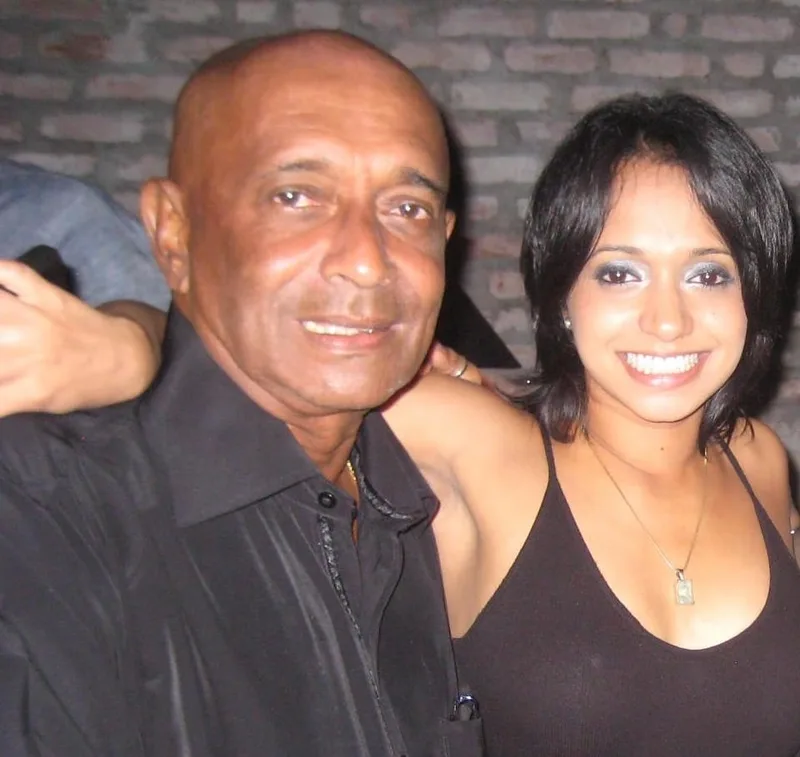 මහ බැංකු අධිපතිගේ සහයෙන් නහිල් විජේසූරිය අර්ථ සාධකයට කෙළියි..?