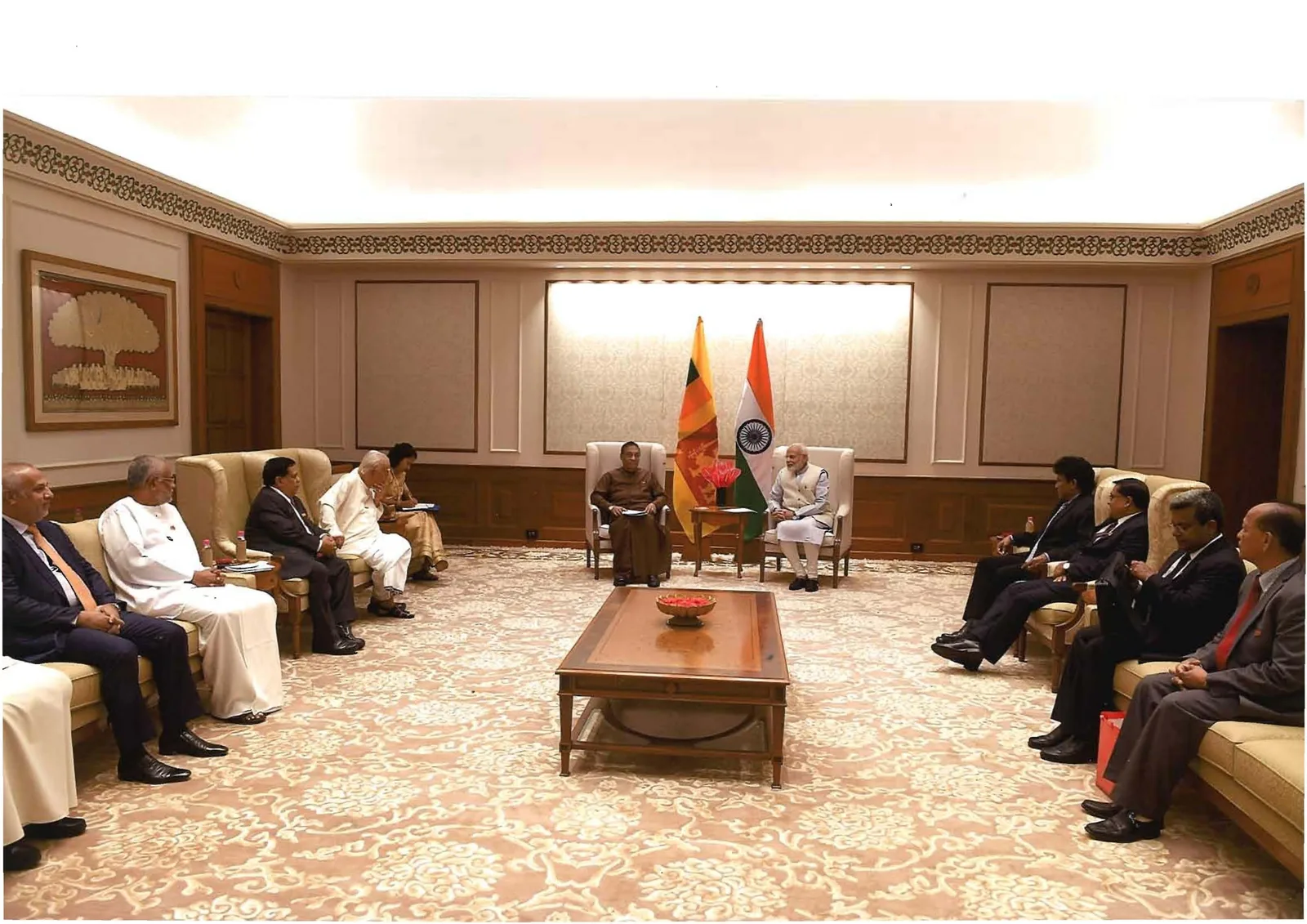 කතානායකට ඉන්දීය අගමැතිගෙන් උණුසුම් පිළි ගැනීමක්..!