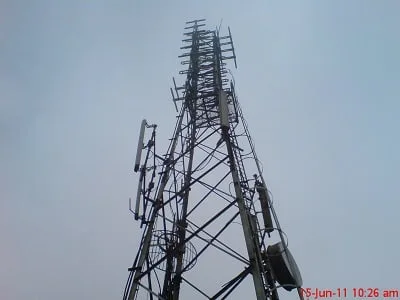 ගුවන් විදුලිය ජනපතිව කපා හැරලා..!