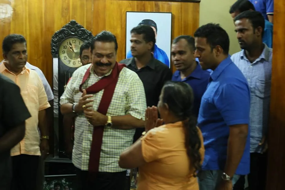 ගාල්ල,කරන්දෙණිය ප්‍රාදේශීය උප සභාපතිගේ ඉරණම විසඳුන හැටි..!