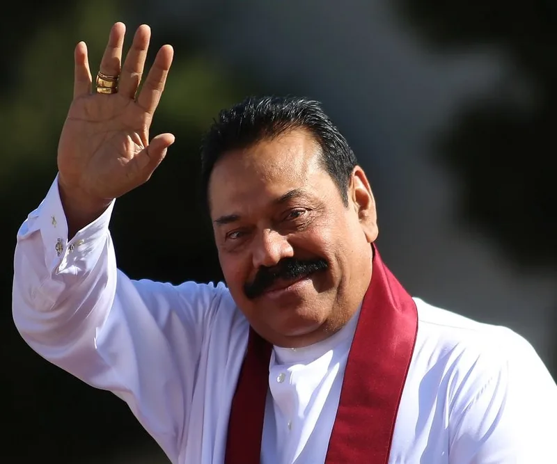 “මගේ දොර ඕනෑම අයෙකුට විවෘතයි..!