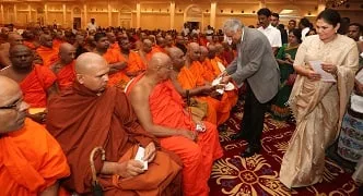 “අධ්‍යාත්මික දියුණුව සලසන විහාරස්ථාන දිවි හිමියෙන් රකිනවා”
