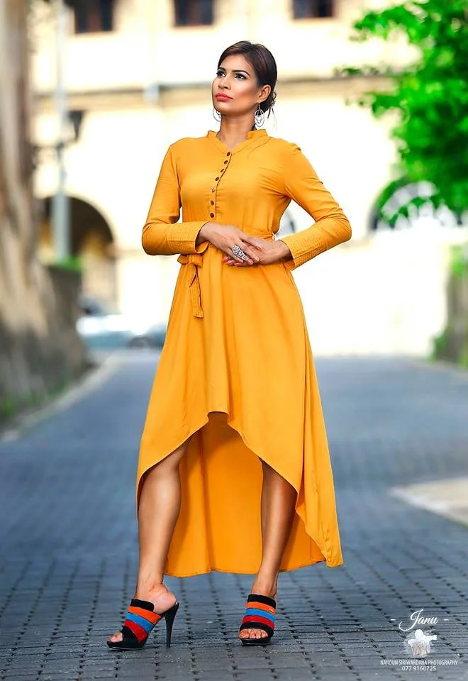 ප්‍රාර්ථනා ජානිගේ අලුත්ම රූප පෙළ..!