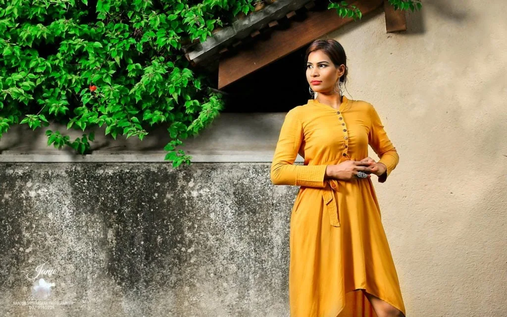 ප්‍රාර්ථනා ජානිගේ අලුත්ම රූප පෙළ..!
