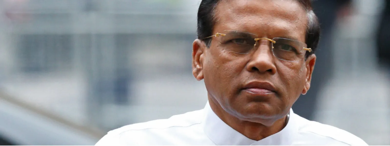 ගුවන් විදුලිය ජනපතිව කපා හැරලා..!
