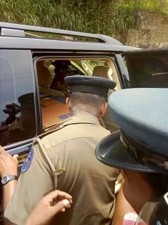 රනිල් එළවන්න මෛත්රී ගෙනා කුරුඳු පොලු මාට්ටු..!