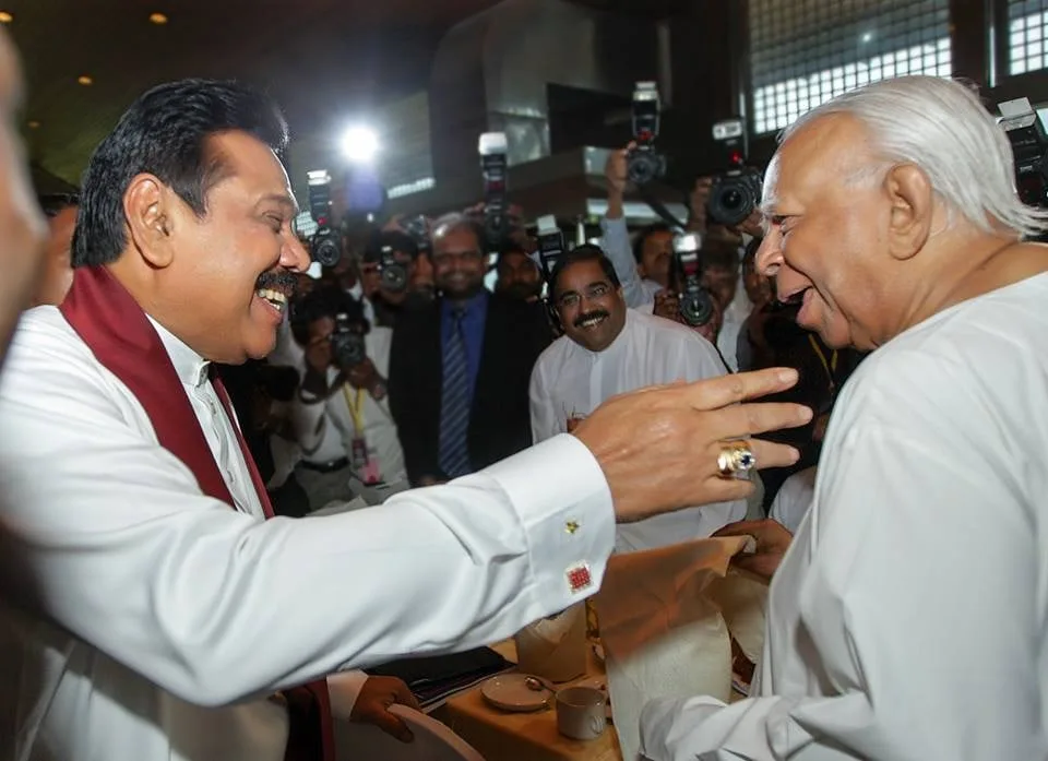 “අතයි-පොහොට්ටුවයි” TNA වෙත දුන් පොරොන්දු ගැන එජාපෙන් හෙළිදරව්වක්..!