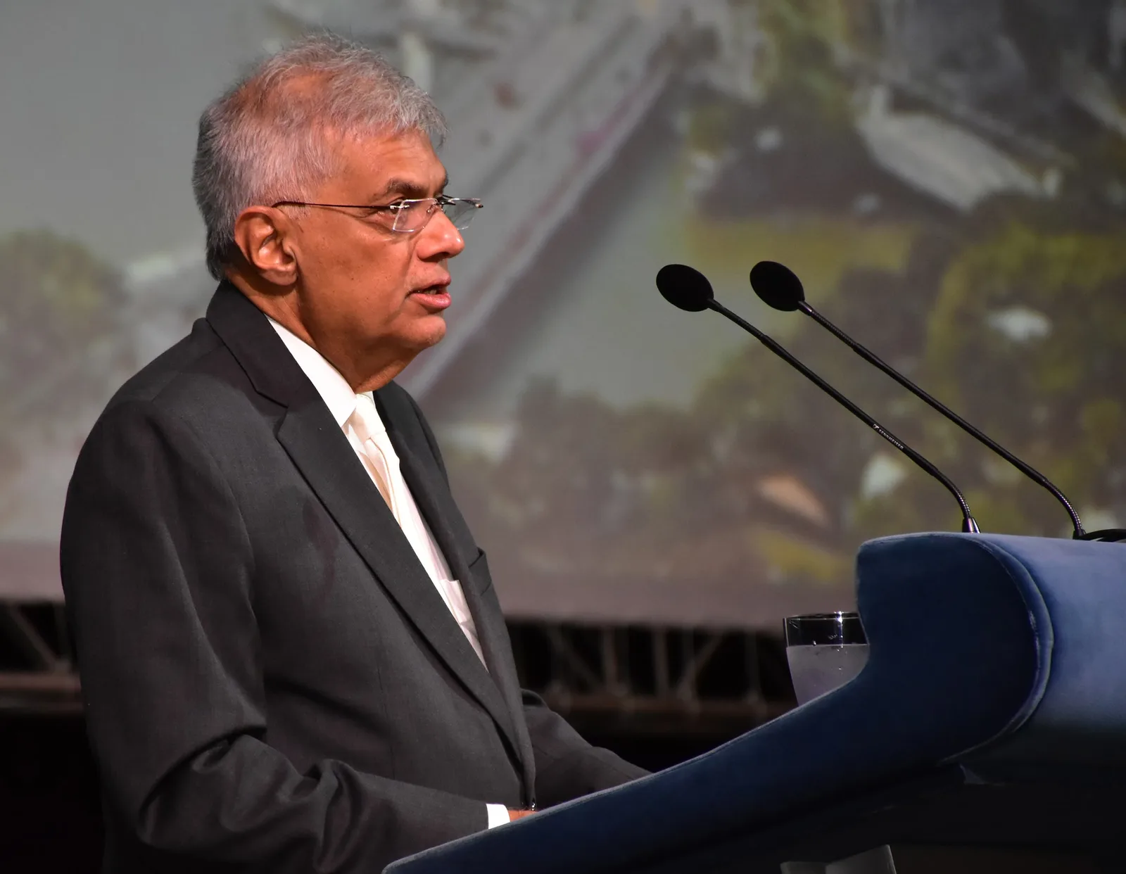 මානව හිමිකම් සභාපතිනියට එරෙහි ප්රකාශය ගැන පොලිස් පරීක්ෂණයක්..!