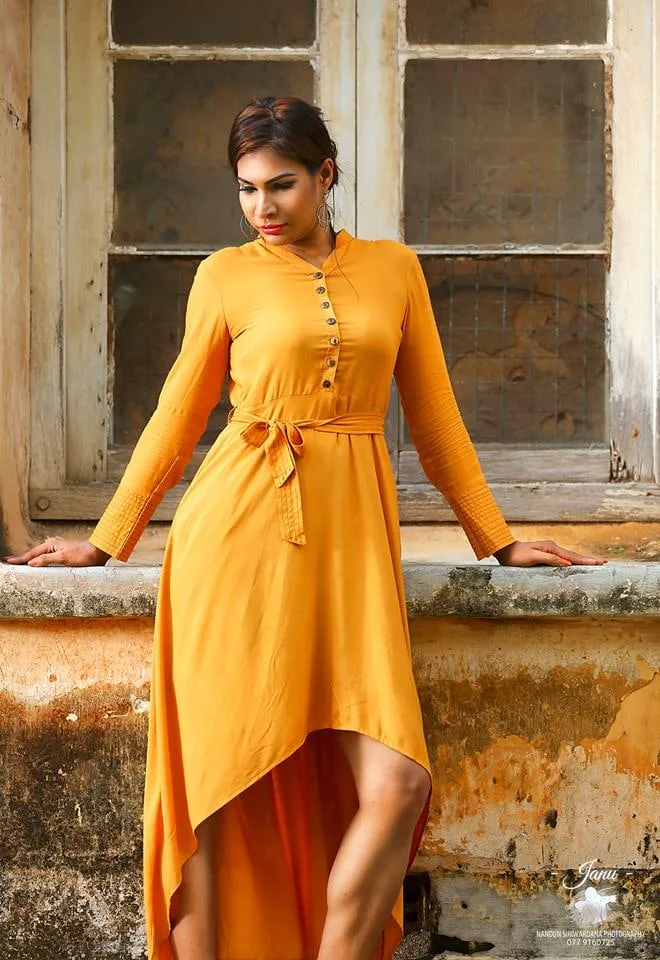 ප්‍රාර්ථනා ජානිගේ අලුත්ම රූප පෙළ..!