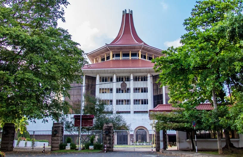 19 යේ හිලකින් රිංගා මහින්ද 2020 ට..?