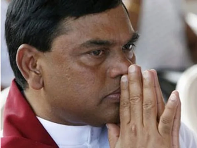 මහින්ද දෙවැනි වතාවටත් ගෝඨාට අපේක්ෂකත්වය පොරොන්දු වෙයි..!