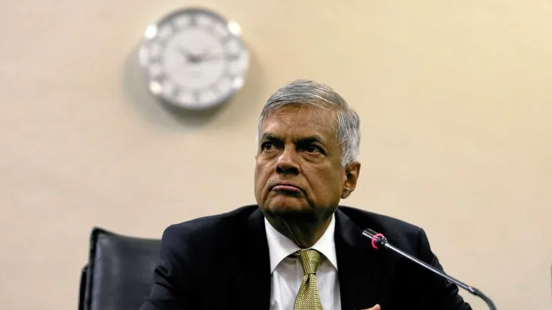 අගමැති ඉල්ලා අස්වෙයි