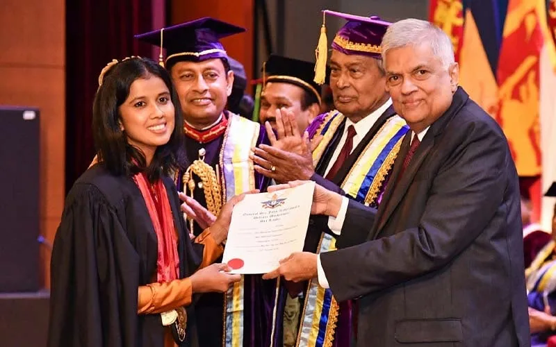 අපනයනය ආර්ථිකයක් හදන්න ත්‍රිවිධ හමුදා සහය ගන්නවා