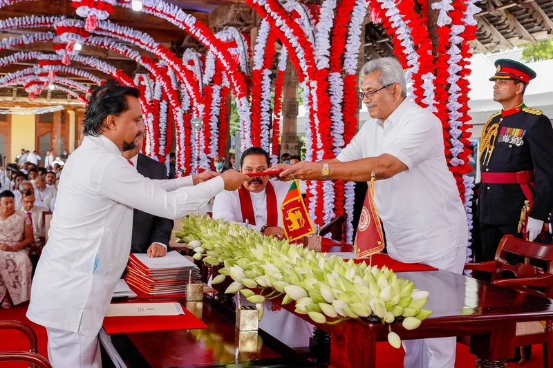 විමල් හරි-ජනපතිට පොහොට්ටුව දිය යුතුයි-මෙන්න හේතු
