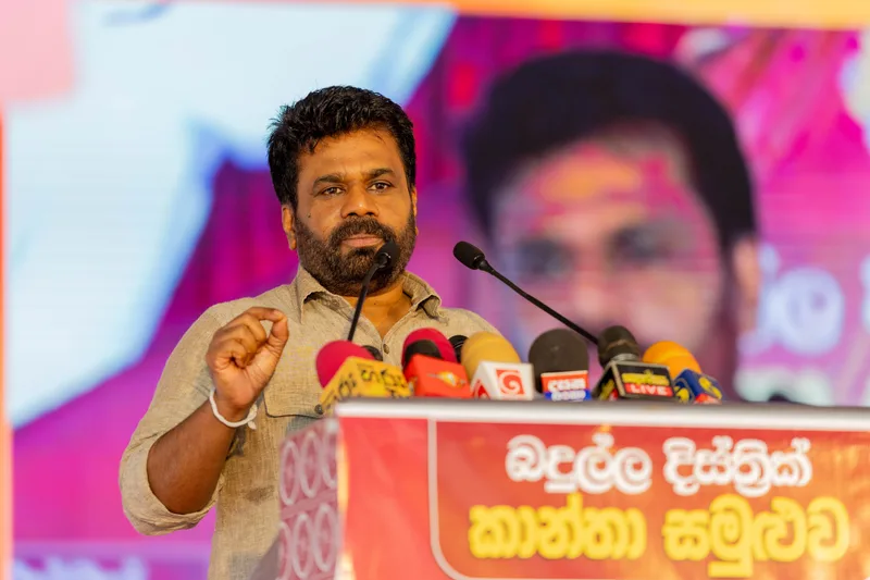 කඩා වැට්ටූ රට ශිෂ්ටසම්පන්න කරන නැවුම් දේශපාලන පරිවර්තනයක් අවශ්යයි
