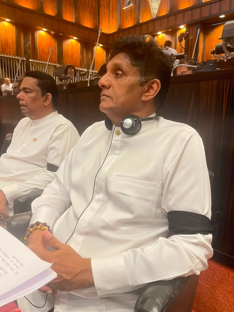 ජීවිතක්ෂයට පත් මිනිස් ජිවිත වෙනුවෙන් විපක්ෂය පාර්ලිමේන්තුවේ විරෝධතාවයක