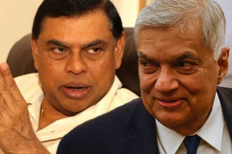 කපටි නරියා මහා රෑ හොර රහසේ කපුටා හමු වෙලා..!