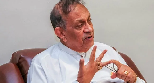 දේශපාලන පළිගැනීම් සහ ඇඟිලි ගැසීම් තදින් සිදු වෙනවා