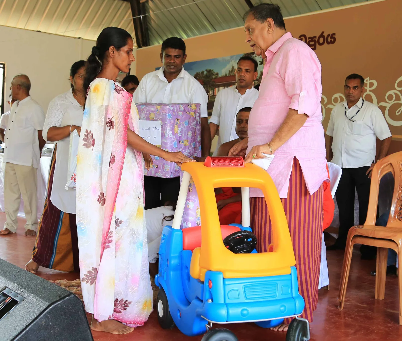 රටට හැමදාමත් ආදර්ශම දෙන කතානායක සිය උපන් දිනයේදී දුන් ආදර්ශය මෙන්න..!