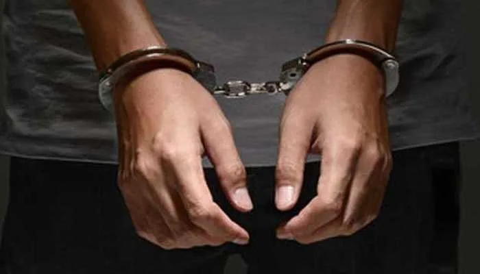 පුපුරණ ද්‍රව්‍ය සමඟ සැකකරුවන් දෙදෙනෙකු අත්අඩංගුවට