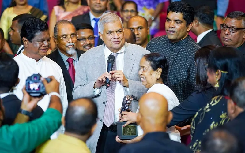 අධිපතිවාදී රනිල් නන්දා මාලීනීට කළ දේ..?