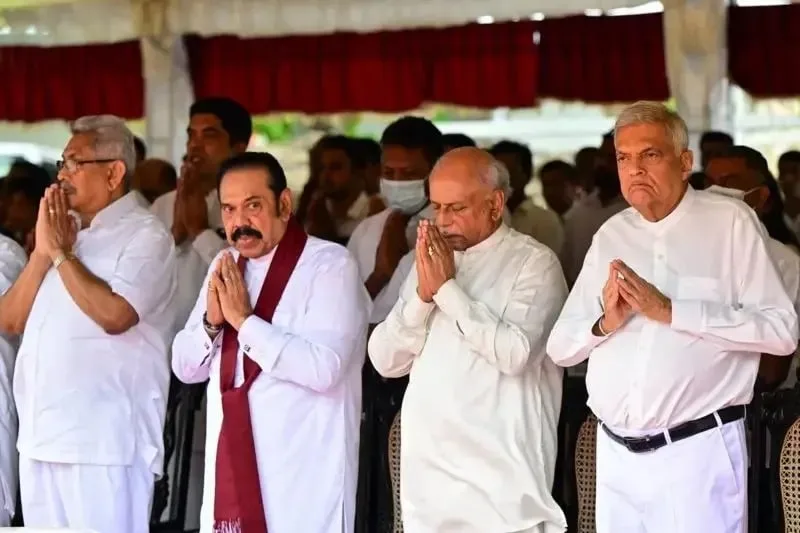 විශ්රාමික ජනපතිවරුන්ගේ වරප්රසාද කප්පාදු කෙරෙන නව කෙටුම් පත ගැසට් කෙරේ - අහිමිවන වරප්රසාද මොනවා ද..?