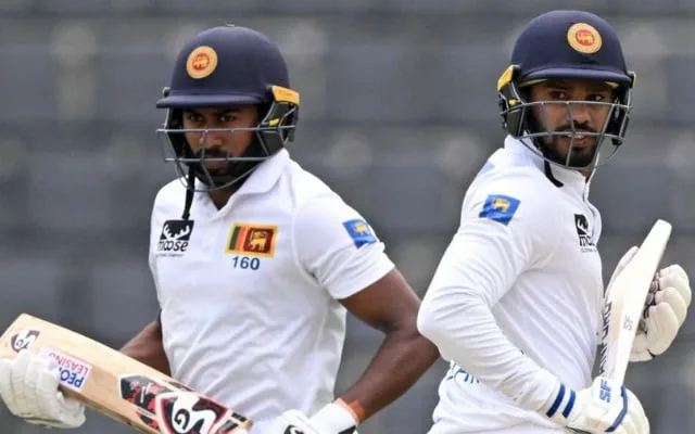 මැතිව්ස් සහ කමි­ඳු­ගෙන් අර්ධ ශතක