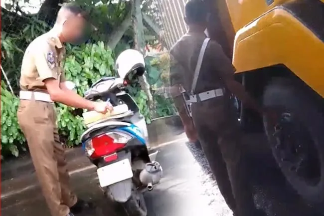 පොලිස් සාජන්ට වැඩ වරදී