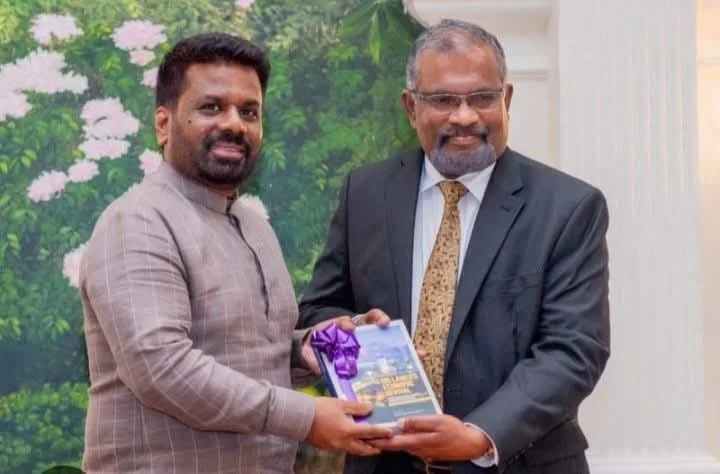 ආපු ගමන් ඇතුලට දාන්න හිටපු කෙනෙක් ගැන දැන් කියන කතාව