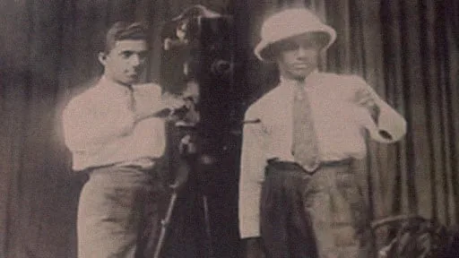 ලොකු දුව ආපහු ඇවිත්..
